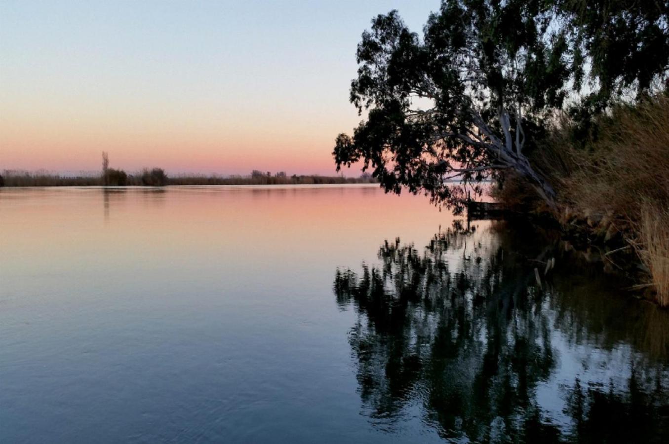 Mas Illa De Riu - Autentica Masia Del Delta Del Ebro Con Capacidad Para 20 Personas - Deltavacaciones サント・ハウメ・デンヴェハ エクステリア 写真